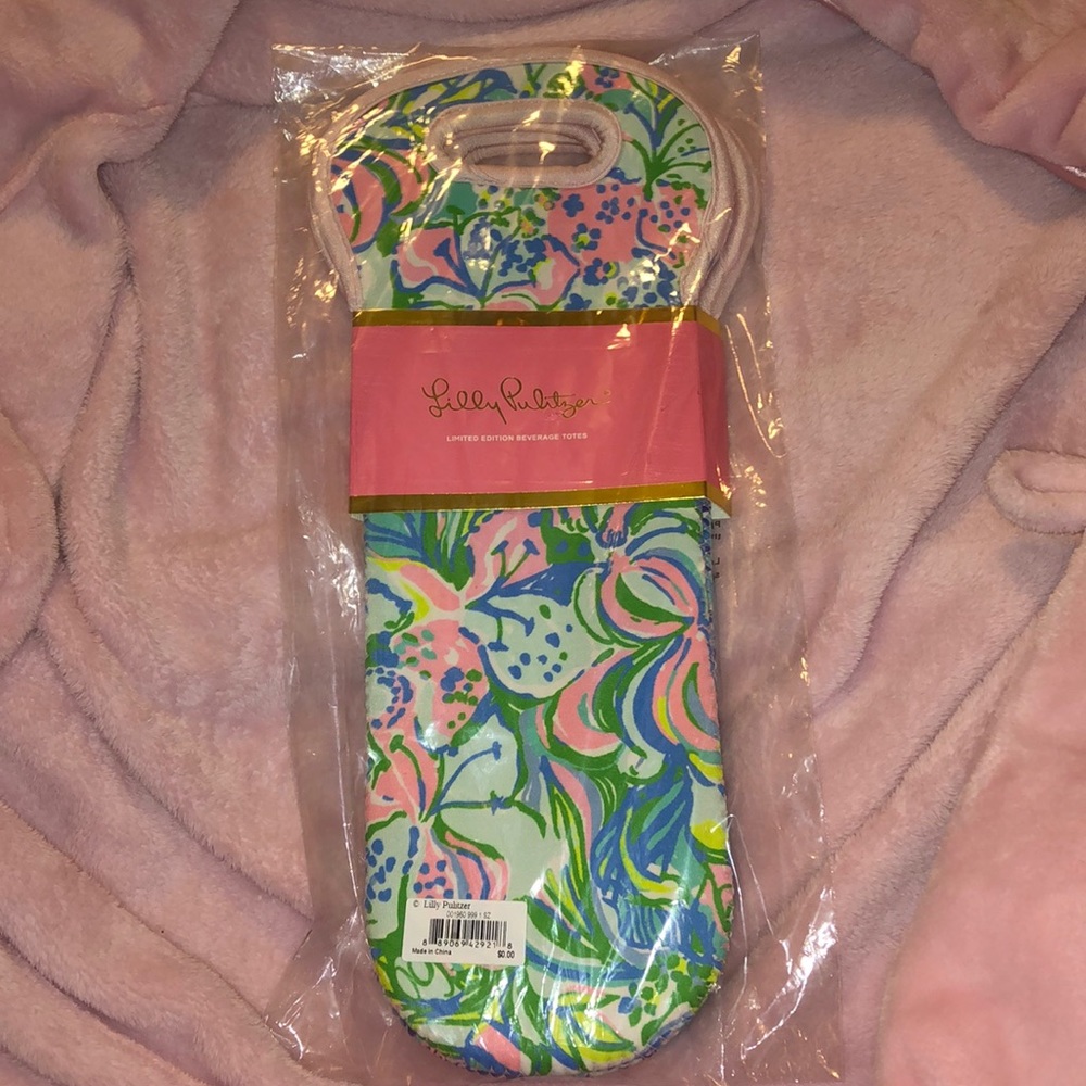 Lilly Pulitzer Colorful Wine Tote
